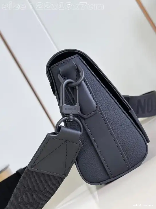 Cheap Messenger VUITTON Takeoff LOUIS PM-22*16.5*7CM 0623